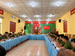 Đoàn công tác của Cục Cảnh sát điều tra tội phạm về ma túy...