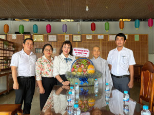 Lãnh đạo xã Hưng Thịnh thăm, chúc mừng nhân Đại lễ Vu Lan năm 2026  tại Chùa Vu Lan và Chùa Giác Huệ