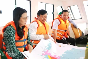 Chủ tịch UBND tỉnh Nguyễn Văn Út khảo sát hồ Trị An