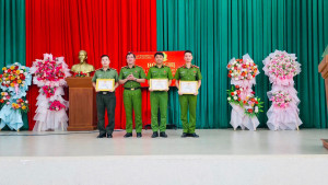 CÔNG AN XÃ LA NGÀ TỔNG KẾT CÔNG TÁC NĂM 2025 - TRIỂN KHAI NHIỆM VỤ NĂM 2026