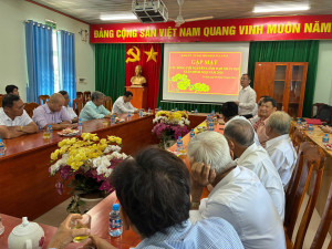 ĐẢNG ỦY, UBND XÃ LA NGÀ TỔ CHỨC BUỔI GẶP MẶT CHÚC TẾT CÁC ĐỒNG CHÍ NGUYÊN LÃNH ĐẠO 2 XÃ (LA NGÀ, TÚC TRƯNG CŨ) QUA CÁC THỜI KỲ