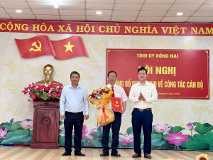 Công bố Quyết định chuẩn y Ủy viên Ban Thường vụ Đảng ủy xã Lộc Thạnh