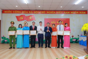 Lộc Thạnh: Khen thưởng 24 tập thể, 65 cá nhân có thành tích xuất sắc trong công tác bầu cử