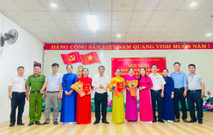 Lộc Thạnh công bố quyết định về sắp xếp trường học và công tác cán bộ