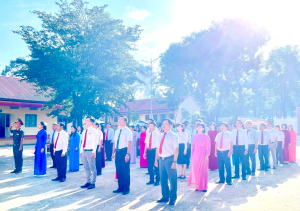 Lễ chào cờ đầu tháng: Khơi dậy tinh thần trách nhiệm, cống hiến trong mỗi cán bộ