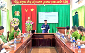 Lộc Thạnh tập huấn ứng dụng trí tuệ nhân tạo cho đảng viên Chi bộ Công an