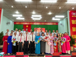 ĐẢNG ỦY XÃ LỘC HƯNG CÔNG BỐ QUYẾT ĐỊNH BỔ NHIỆM CÔNG CHỨC LÃNH ĐẠO VÀ CẤP ỦY CÁC CHI, ĐẢNG BỘ TRỰC THUỘC