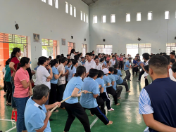 Lộc Hưng tổ chức giao lưu thể thao chào mừng 43 năm Ngày Nhà giáo Việt Nam