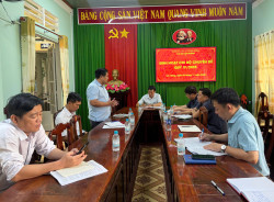 CHI BỘ VĂN PHÒNG ĐẢNG ỦY XÃ LỘC HƯNG TỔ CHỨC SINH HOẠT CHUYÊN ĐỀ