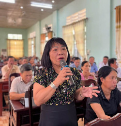 Đại biểu Quốc hội tiếp xúc cử tri Lộc Hưng