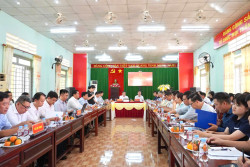 Đoàn kiểm tra số 5 UBBC tỉnh kiểm tra công tác chuẩn bị bầu cử tại xã Lộc Hưng