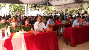 XÃ LỘC NINH TỔ CHỨC CHƯƠNG TRÌNH XUÂN YÊU THƯƠNG, TẾT TÌNH...