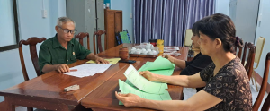 Hội Cựu chiến binh phường Lộc Ninh kiểm tra, giám sát công tác  vay vốn ủy thác Ngân hàng Chính sách xã hội tại Tổ Tiết kiệm  và Vay vốn khu phố Ninh Thạnh