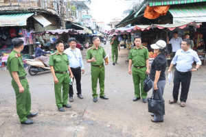KIỂM TRA CÔNG TÁC PHÒNG CHÁY, CHỮA CHÁY  TẠI CHỢ LỘC NINH