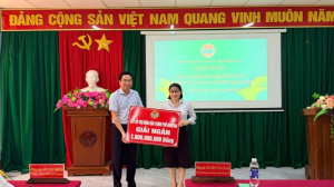 PHƯỜNG LỘC NINH: GIẢI NGÂN 01 TỶ ĐỒNG VỐN QUỸ HỖ TRỢ NÔNG DÂN CHO PHƯƠNG ÁN “CHĂN NUÔI BÒ SINH SẢN”