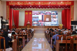 PHƯỜNG LỘC NINH THAM DỰ HỘI NGHỊ BÁO CÁO VIÊN  TRUNG ƯƠNG...