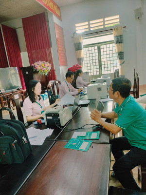 NGÂN HÀNG CHÍNH SÁCH XÃ HỘI LỘC NINH TỔ CHỨC PHIÊN GIAO DỊCH ĐẦU TIÊN TẠI XÃ LỘC QUANG SAU KHI SÁP NHẬP HÀNH CHÍNH