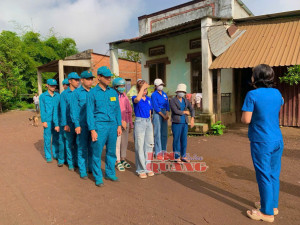 Ra quân dọn dẹp vệ sinh môi trường, phòng chống dịch sốt xuất huyết