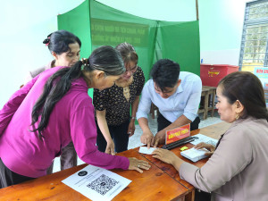 Nô nức ngày bầu cử Trưởng ấp