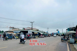 Kiểm tra, rà soát hệ thống biển bảng chỉ dẫn, băng rôn, khẩu hiệu tuyên truyền