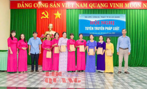 Nâng cao hiểu biết pháp luật và bảo vệ sức khoẻ cho chị em phụ nữ