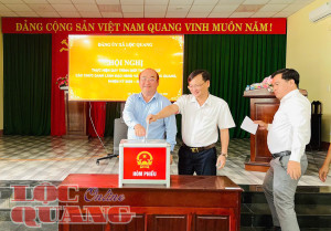 Hội nghị thực hiện quy trình giới thiệu tái cử các chức danh lãnh đạo HĐND và UBND xã Lộc Quang