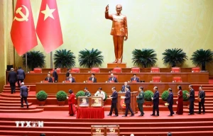 Ban Chấp hành Trung ương Đảng khóa XIV thống nhất tuyệt đối bầu đồng chí Tô Lâm tiếp tục giữ chức Tổng Bí thư