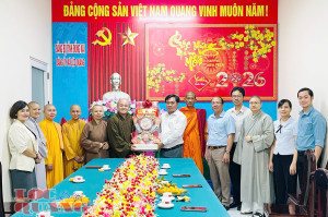 Các cơ sở tự viện tại Lộc Quang thăm và chúc Tết các cơ quan lãnh đạo địa phương