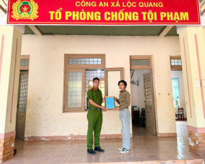 Sợi dây chuyền vàng 20 triệu đồng và câu chuyện đẹp giữa đời thường