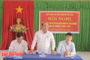 Đại biểu HĐND xã Lộc Quang tiếp xúc cử tri trước kỳ họp thứ 3