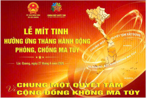 Lễ mít tinh và diễu hành hưởng ứng tháng hành động phòng, chống ma túy