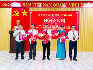 Lộc Quang công bố các Quyết định về sắp xếp, sáp nhập các...