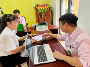 HỘI LHPN XÃ LỘC QUANG PHỐI HỢP NÂNG CAO HIỆU QUẢ TÍN DỤNG...