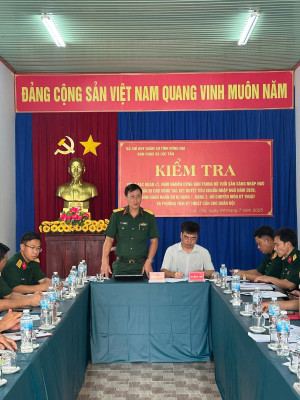 ĐOÀN KIỂM TRA BỘ CHQS TỈNH ĐỒNG NAI KIỂM TRA SAU SÁP NHẬP TẠI BAN CHQS XÃ LỘC TẤN