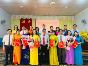 LỄ CÔNG BỐ QUYẾT ĐỊNH TIẾP NHẬN CÁC TRƯỜNG HỌC VỀ TRỰC THUỘC UBND XÃ LỘC TẤN