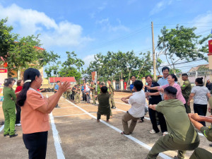 XÃ LỘC TẤN TƯNG BỪNG TỔ CHỨC NGÀY HỘI TOÀN DÂN BẢO VỆ AN NINH TỔ QUỐC NĂM 2025