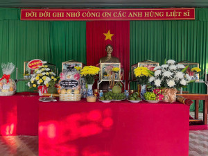 UBND xã Lộc Tấn tham dự lễ dâng hương, tiễn đưa hài cốt liệt sĩ về Nghĩa trang Liệt sĩ Đồng Xoài