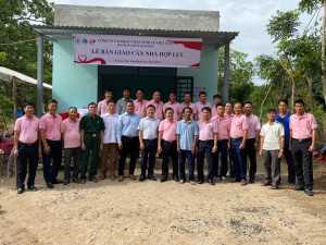 LỄ BÀN GIAO CĂN NHÀ “MÁI ẤM HỢP LỰC” CHO HỘ KHÓ KHĂN VỀ NHÀ Ở TẠI XÃ LỘC TẤN