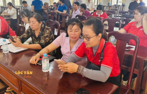 Lộc Tấn triển khai tập huấn “Phổ cập chữ ký số” cho Tổ Công nghệ số cộng đồng và người dân