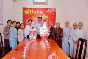 Các cơ sở Giáo hội Phật giáo Việt Nam trên địa bàn xã Lộc Tấn thăm, chúc Tết Đảng ủy, HĐND, UBND, UBMTTQ Việt Nam xã Lộc Tấn.