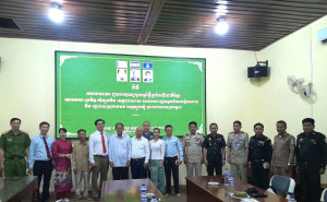 Xã Lộc Tấn tổ chức đoàn thăm, chúc Tết cổ truyền Chôl Chnăm Thmây tại Vương quốc Campuchia