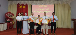 Đảng bộ xã Lộc Tấn tổ chức Lễ trao Huy hiệu 60, 55, 45 năm  tuổi Đảng trước hạn 19/5/2026 và trao tại nhà cho đảng viên lão thành