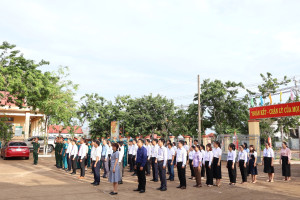 Lộc Tấn tổ chức lễ chào cờ đầu tháng 6 và sinh hoạt chuyên...