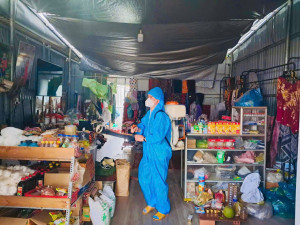 XÃ LỘC THÀNH PHUN HÓA CHẤT DIỆT MUỖI ĐỢT II PHÒNG, CHỐNG SỐT XUẤT HUYẾT