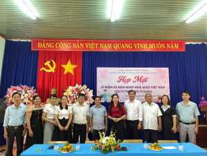 LÃNH ĐẠO XÃ LỘC THÀNH THĂM, CHÚC MỪNG CÁC TRƯỜNG NHÂN KỶ NIỆM 43 NĂM NGÀY NHÀ GIÁO VIỆT NAM