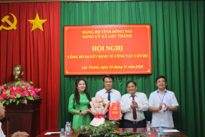 BCH Đảng bộ xã Lộc Thành: Công bố Quyết định bổ nhiệm Chánh Văn phòng Đảng ủy xã Lộc Thành