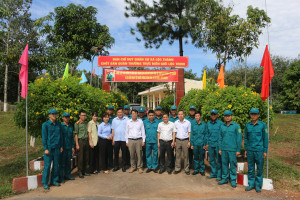 Lộc Thành: Thăm hỏi, động viên cán bộ, chiến sĩ lực lượng vũ trang nhân kỷ niệm 81 năm Ngày thành lập Quân đội nhân dân Việt Nam  và 36 năm Ngày hội Quốc phòng toàn dân năm 2025