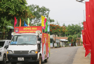 LỘC THÀNH: TỔ CHỨC TUYÊN TRUYỀN LƯU ĐỘNG CHÀO MỪNG CÁC SỰ KIỆN TRỌNG ĐẠI