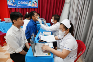 Lộc Thành tổ chức khám sức khỏe định kỳ cho 313 cán bộ, công chức, viên chức và người lao động