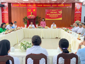 LONG BÌNH TỔ CHỨC HỌP MẶT CHỨC SẮC, TU SĨ CÁC TÔN GIÁO NHÂN...